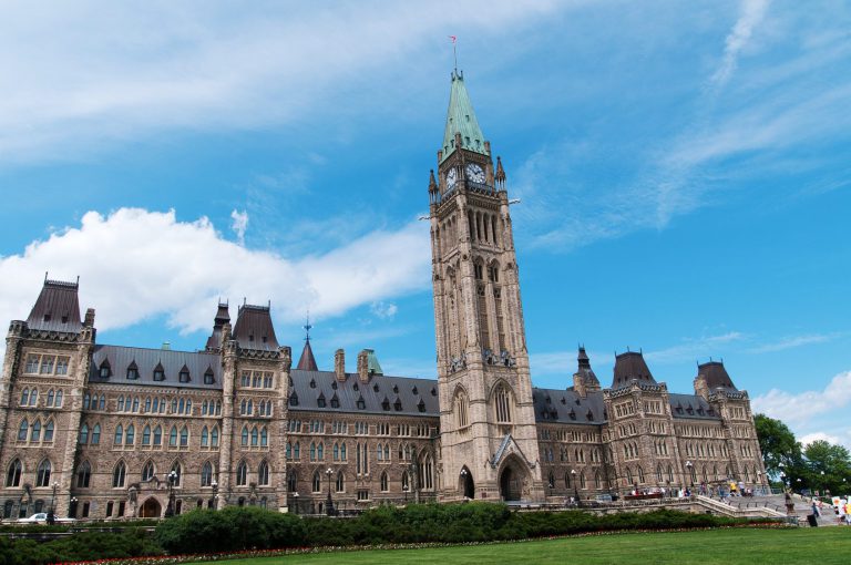 Last sitting before a federal election gets underway