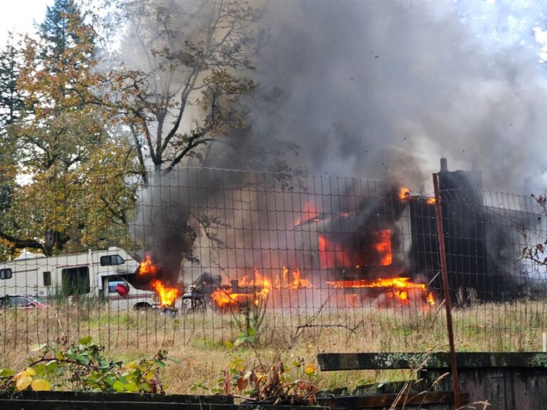 Updated: RCMP confirm three dead in Maple Bay blaze